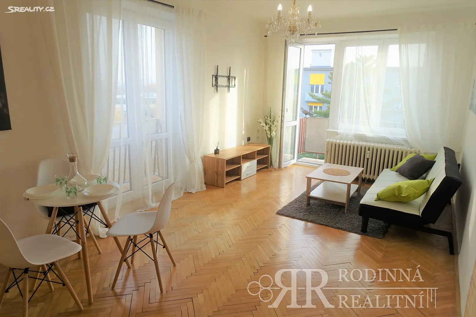 Prodej bytu 2+1 55 m², Pod Lipami, Praha 3 - Žižkov
