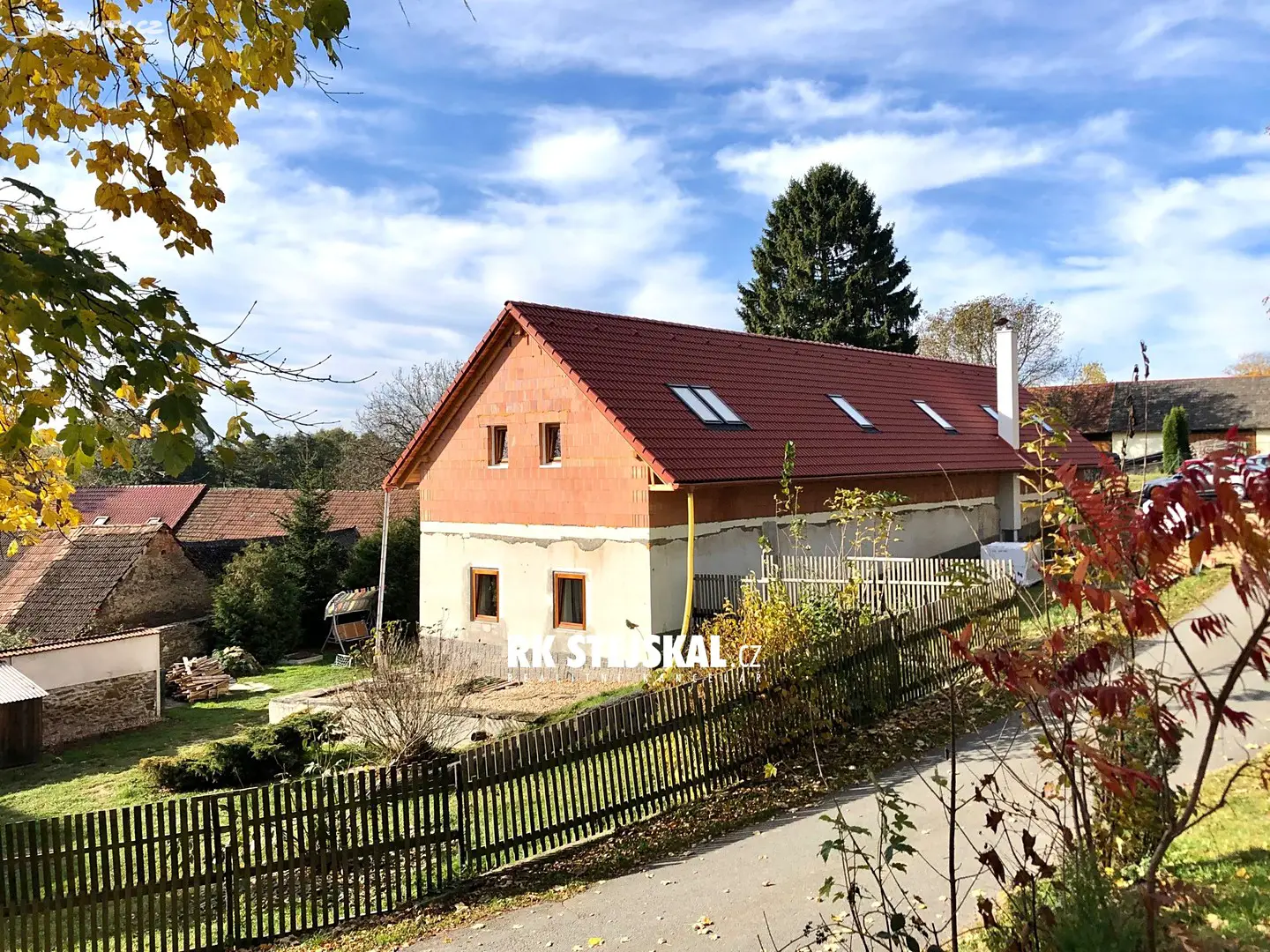 Prodej  rodinného domu 286 m², pozemek 1 390 m², Dolní Hrachovice - Horní Hrachovice, okres Tábor