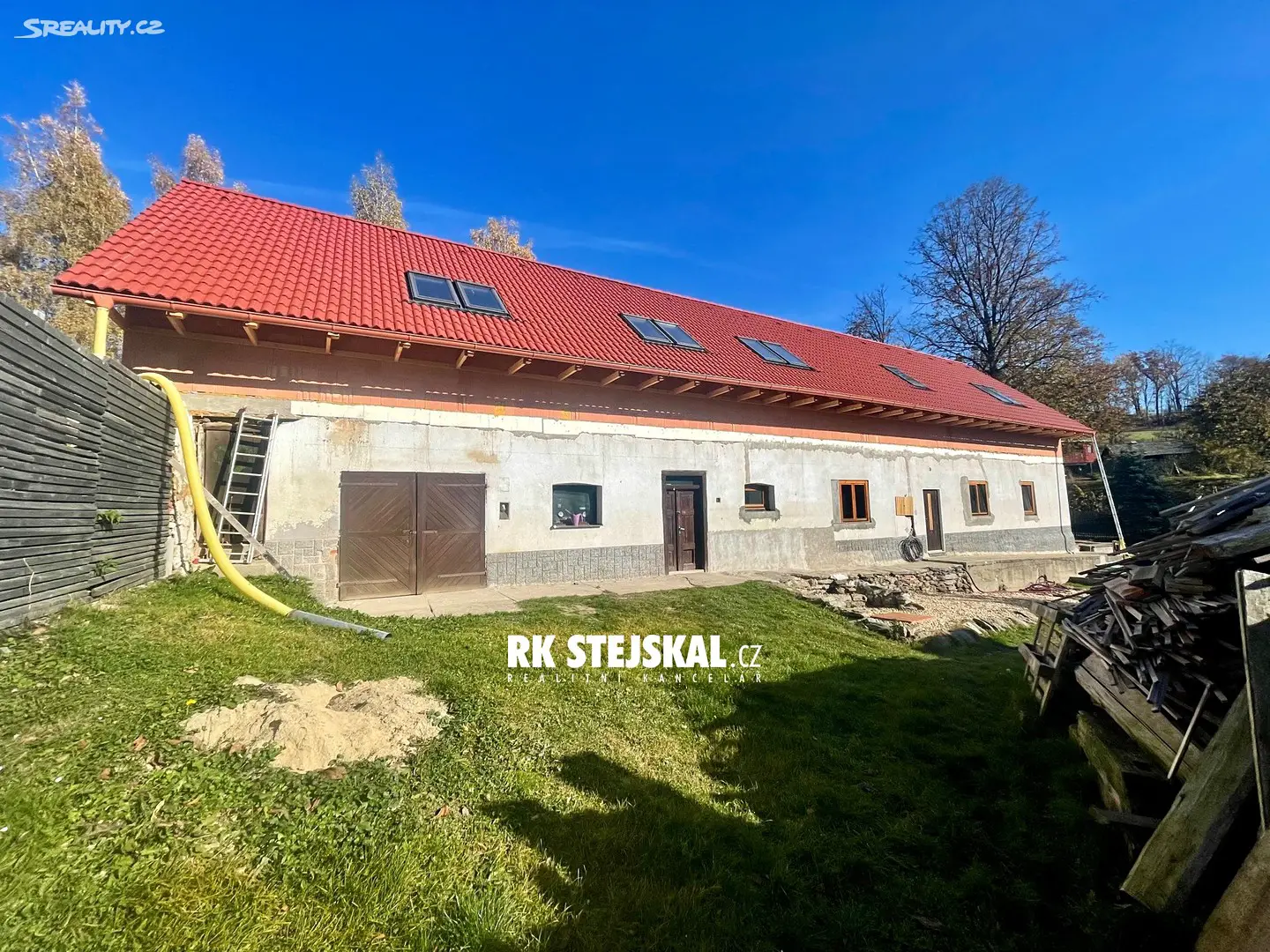 Prodej  rodinného domu 286 m², pozemek 1 390 m², Dolní Hrachovice - Horní Hrachovice, okres Tábor