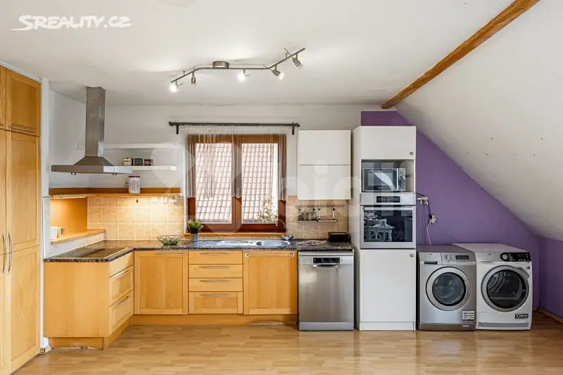 Prodej  rodinného domu 346 m², pozemek 943 m², K Sibřině, Praha 9 - Koloděje