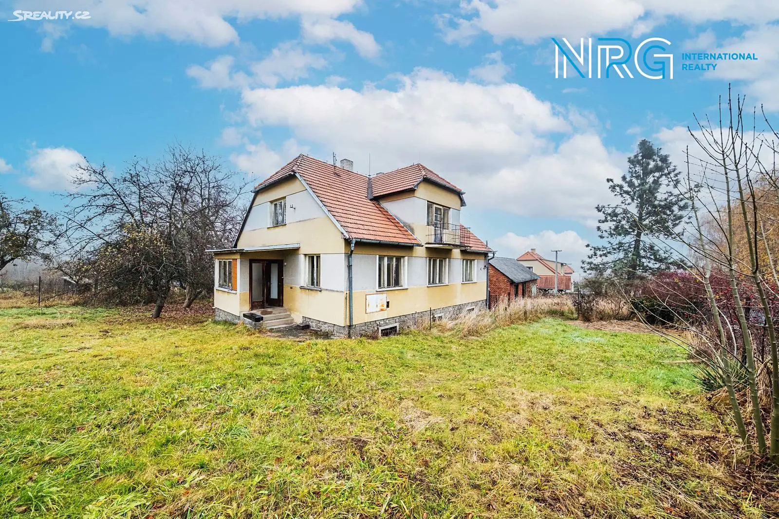 Prodej  rodinného domu 256 m², pozemek 2 840 m², Zálezly, okres Prachatice
