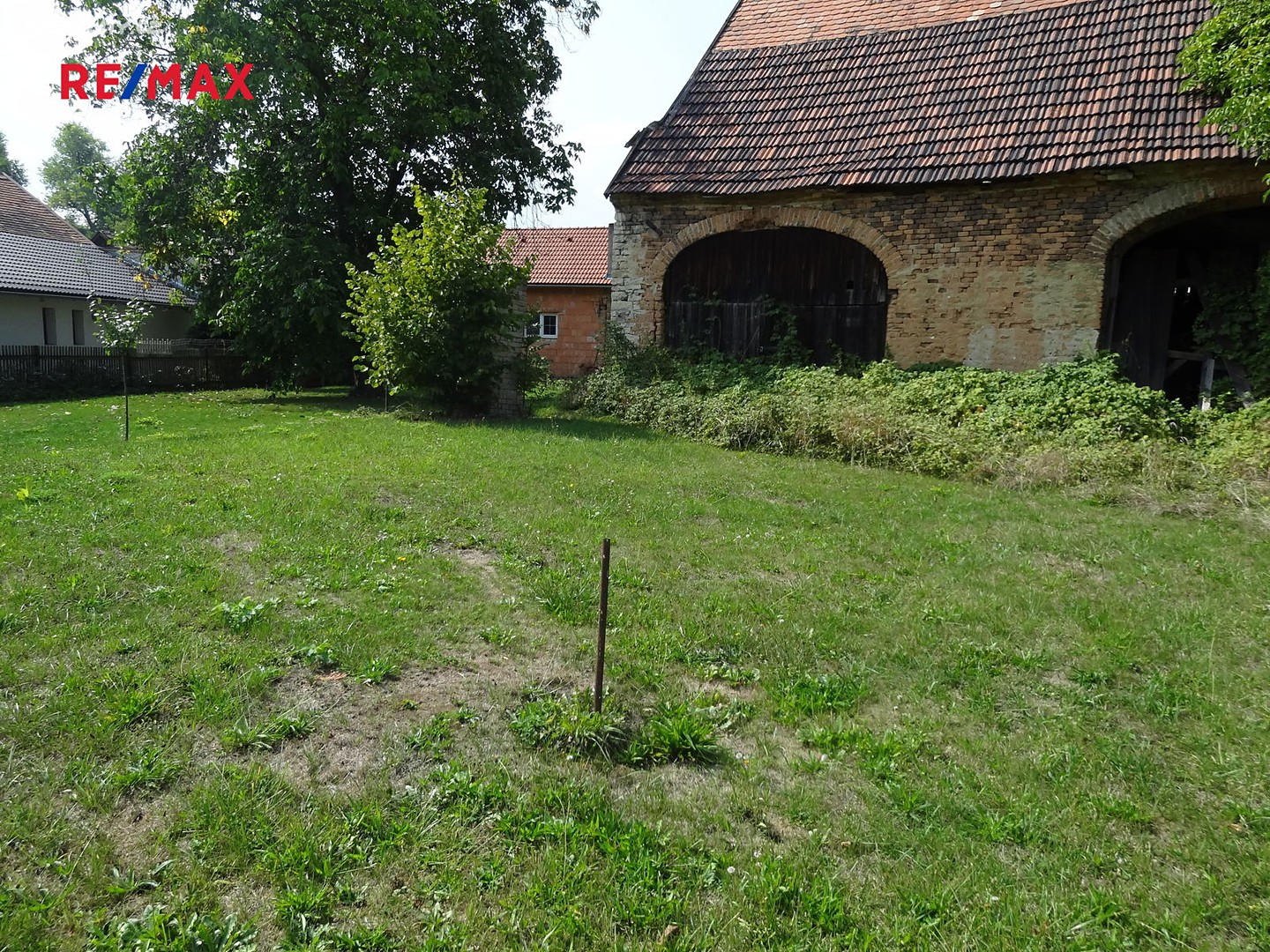 Prodej  stavebního pozemku 1 767 m², Moravany, okres Pardubice