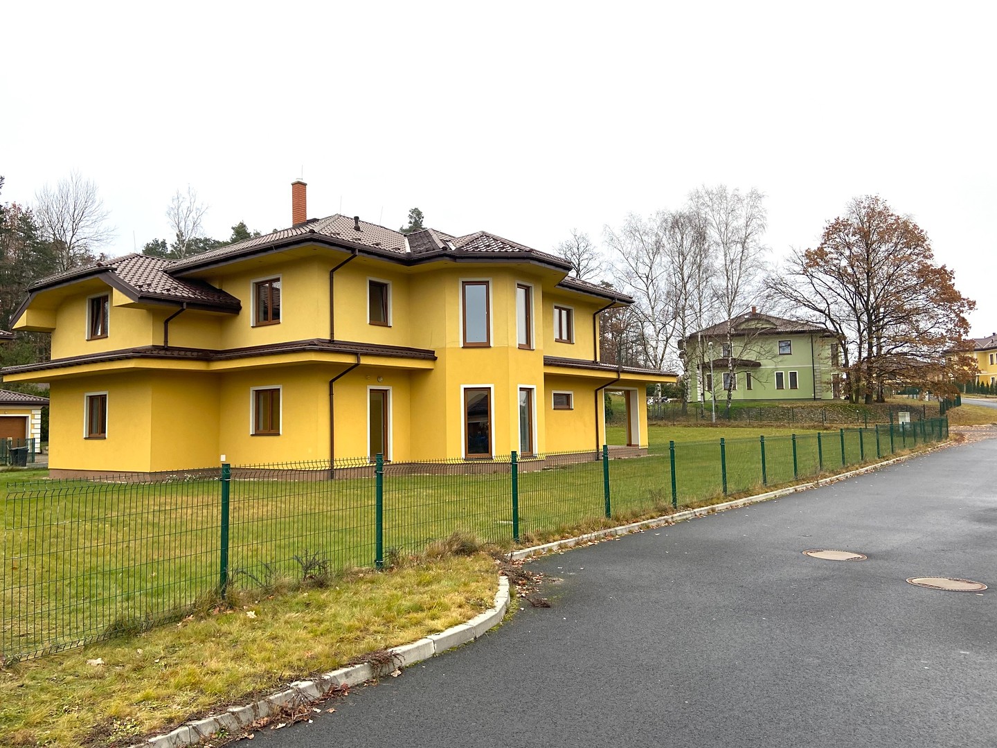 Prodej  rodinného domu 377 m², pozemek 1 363 m², Nová Role - Mezirolí, okres Karlovy Vary