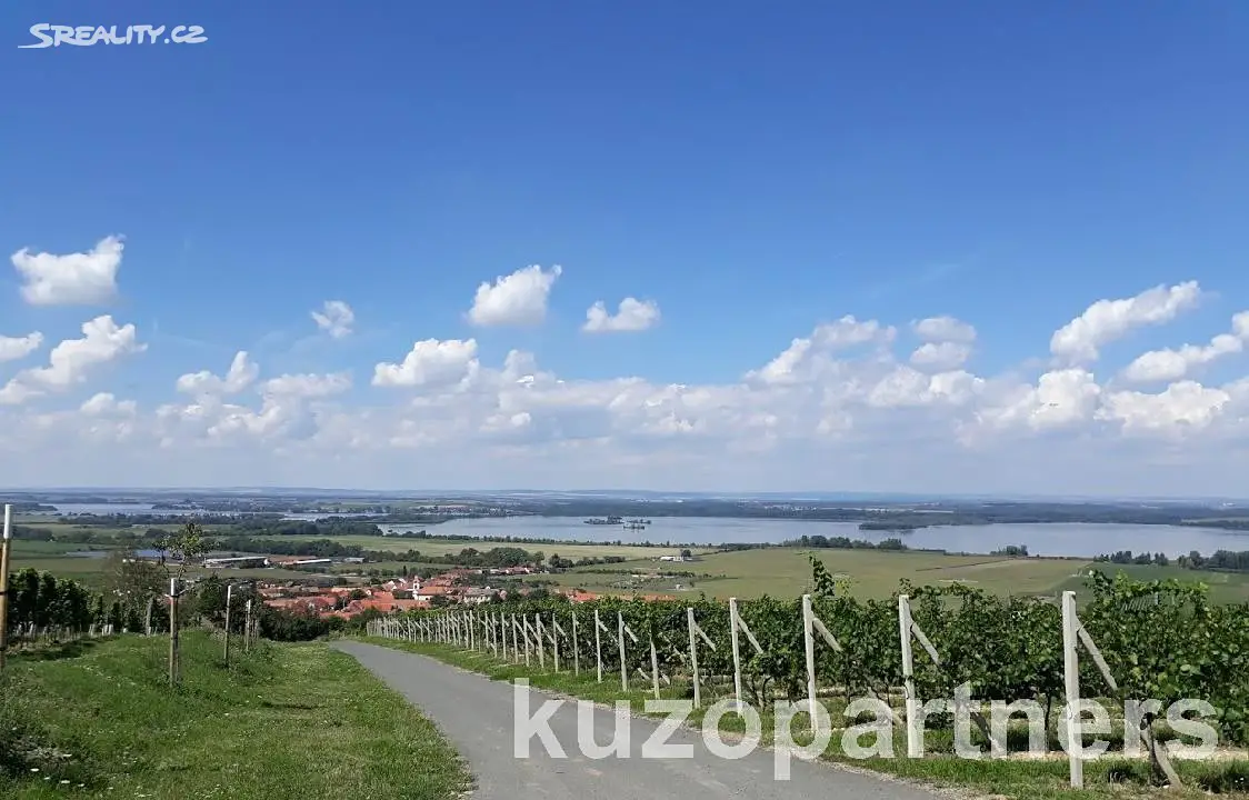 Prodej  stavebního pozemku 1 089 m², Horní Věstonice, okres Břeclav