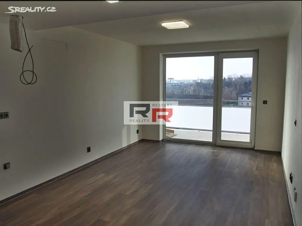 Pronájem bytu 1+kk 35 m², Olomouc - Povel, okres Olomouc