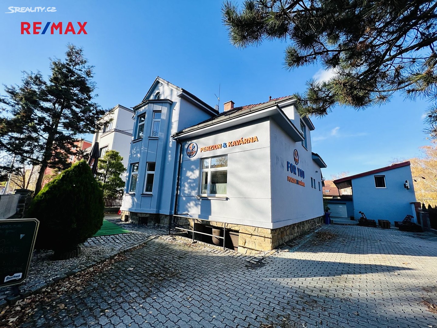 Prodej  rodinného domu 460 m², pozemek 1 121 m², Na Potůčkách, Valašské Meziříčí - Krásno nad Bečvou
