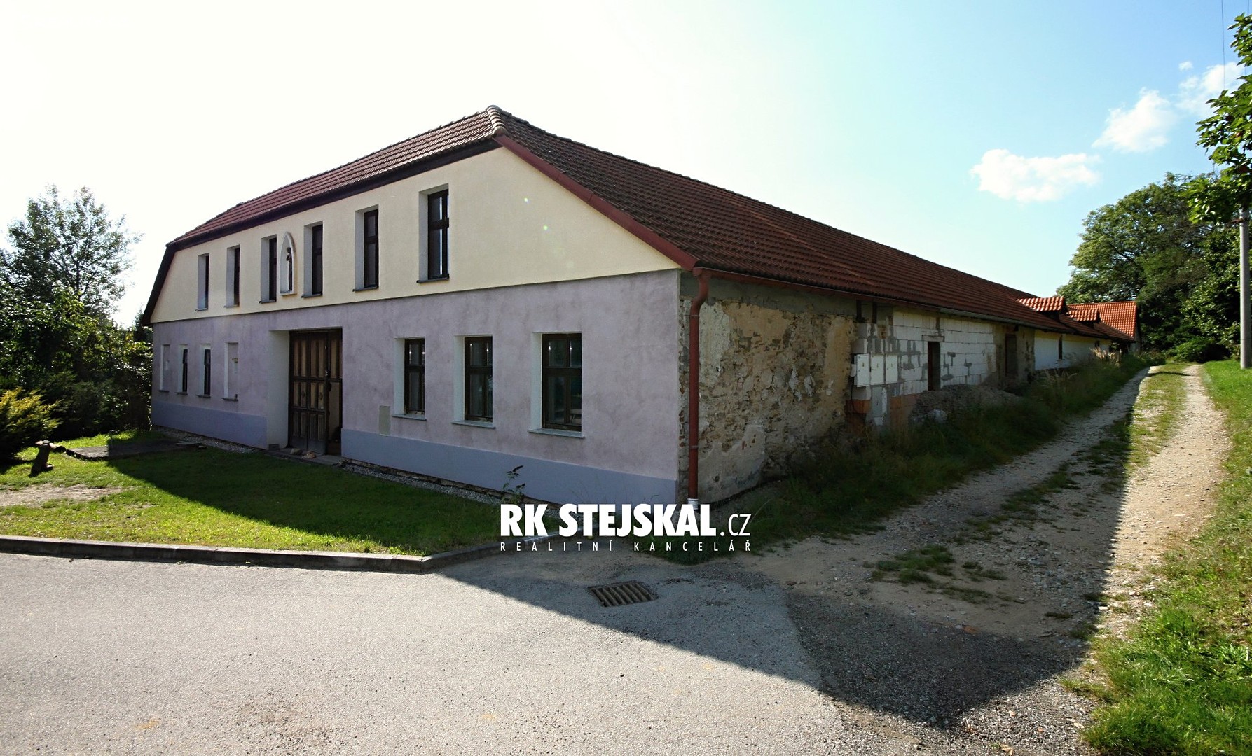 Prodej  zemědělské usedlosti 700 m², pozemek 2 181 m², Hluboká nad Vltavou - Hroznějovice, okres České Budějovice