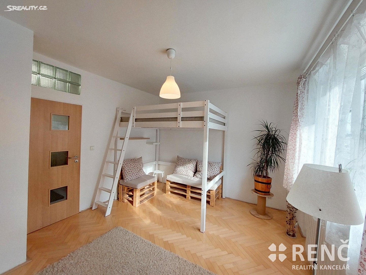 Pronájem bytu 1+kk 22 m², Provazníkova, Brno - Černá Pole