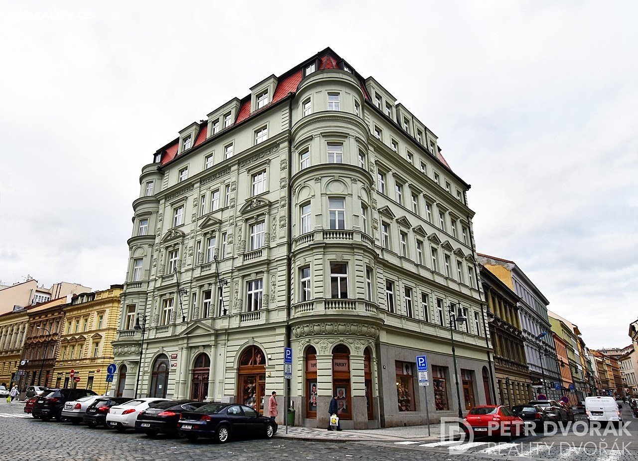 Prodej bytu 4+kk 96 m², Petrské náměstí, Praha 1 - Nové Město