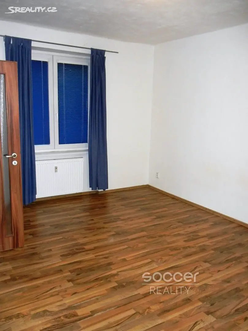 Pronájem bytu 1+1 37 m², Trenčínská, Praha 4 - Záběhlice