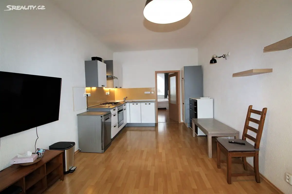 Pronájem bytu 2+kk 57 m², Vrchlického, Plzeň - Jižní Předměstí