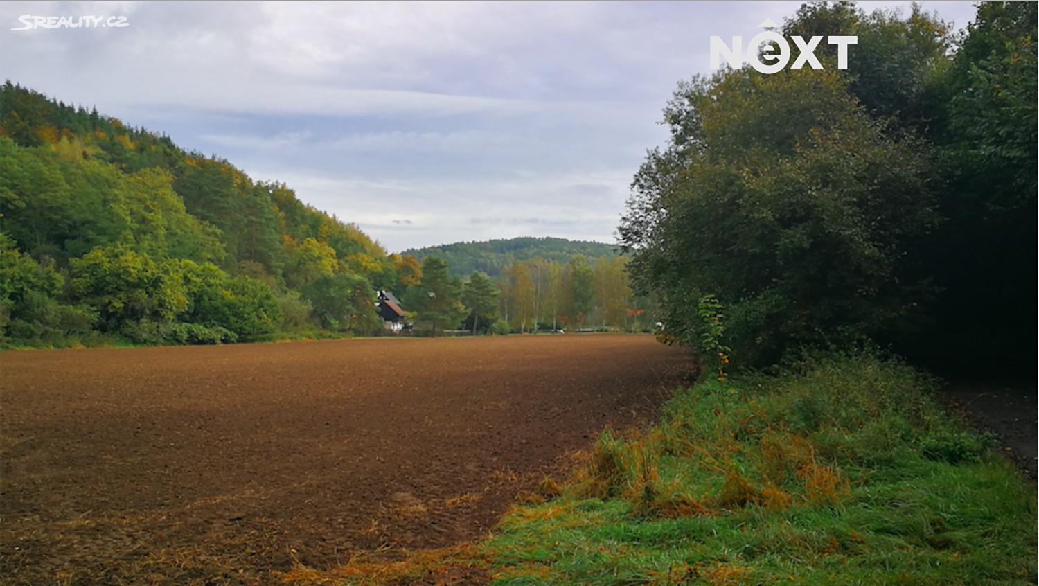 Prodej  stavebního pozemku 1 750 m², Medonosy - Chudolazy, okres Mělník