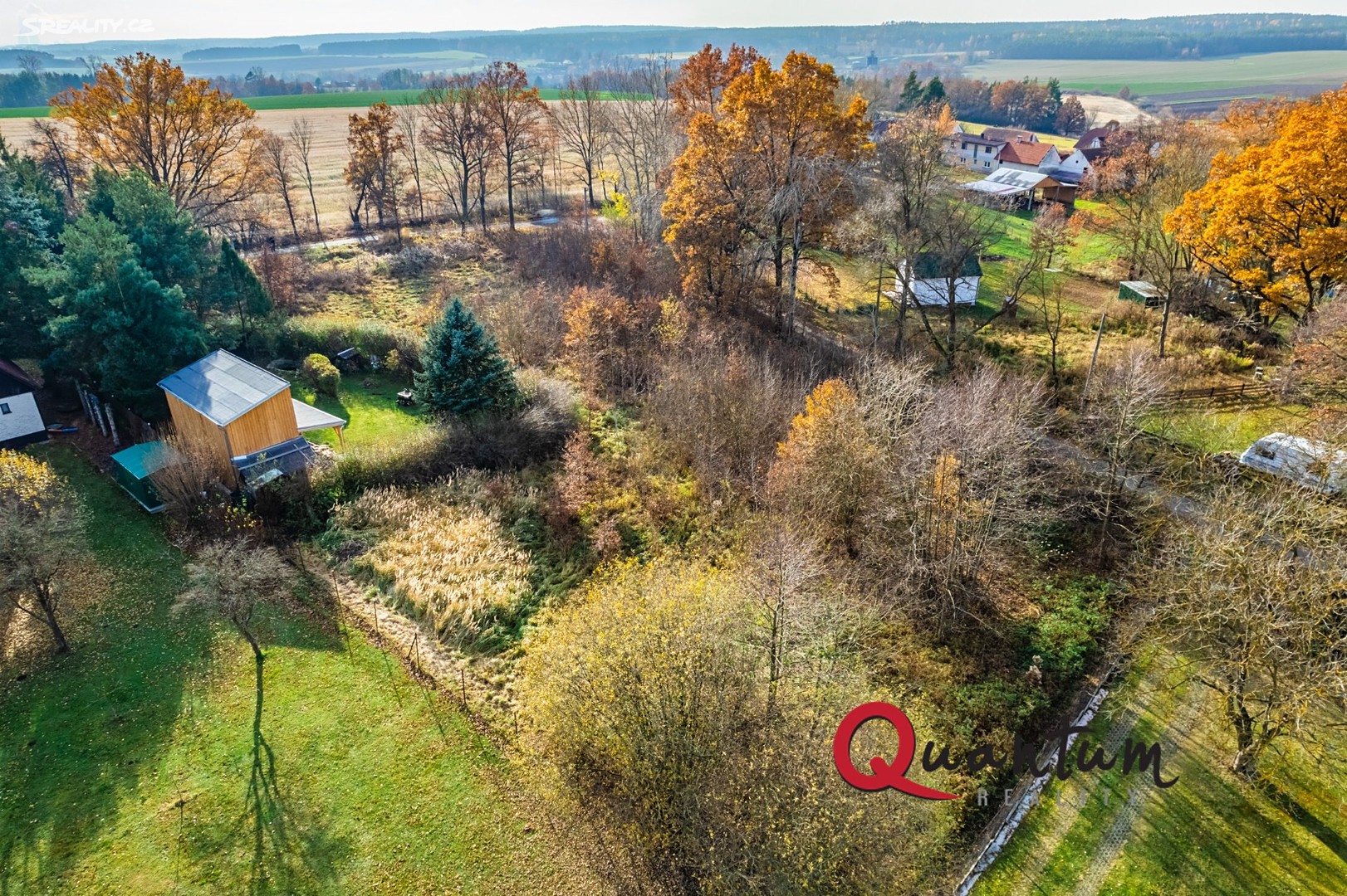 Prodej  stavebního pozemku 3 379 m², Rataje - Kozín, okres Tábor