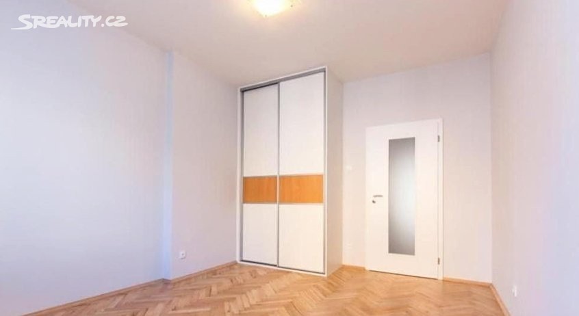 Pronájem bytu 3+1 84 m², Nad Rokoskou, Praha 8 - Libeň