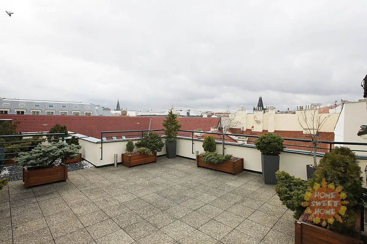 Pronájem bytu 5+kk 253 m² (Loft), Na Poříčí, Praha 1 - Nové Město