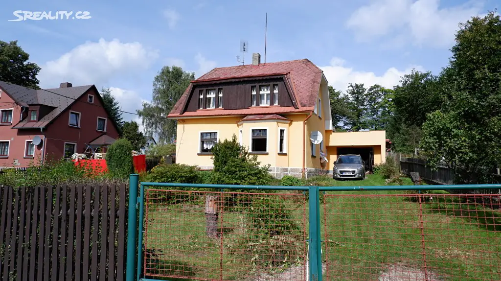 Prodej  vily 221 m², pozemek 1 130 m², Hranice - Studánka, okres Cheb