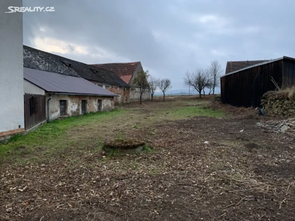 Prodej  stavebního pozemku 1 942 m², Poleň - Zdeslav, okres Klatovy