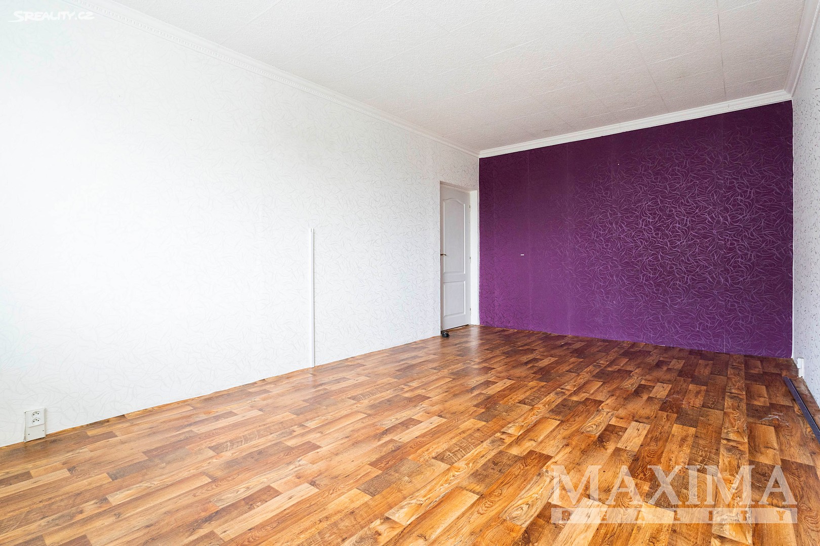 Prodej bytu 3+1 76 m², Úvalská, Karlovy Vary - Drahovice