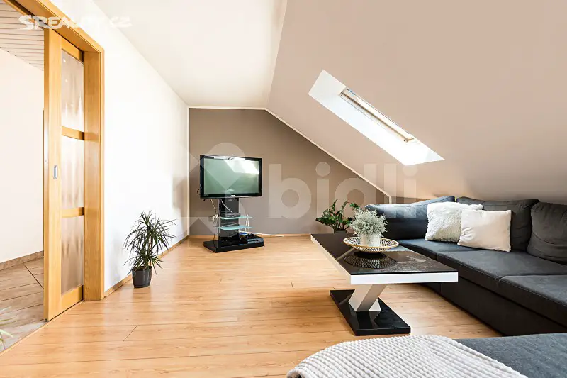 Prodej  rodinného domu 212 m², pozemek 1 700 m², Rudka, okres Brno-venkov