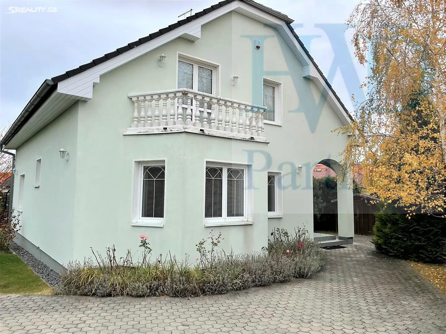 Prodej  vícegeneračního domu 256 m², pozemek 762 m², Rorýsová, Jesenice - Zdiměřice