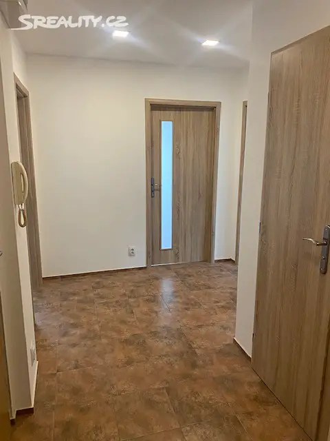 Pronájem bytu 3+1 68 m², Laudova, Praha 6 - Řepy