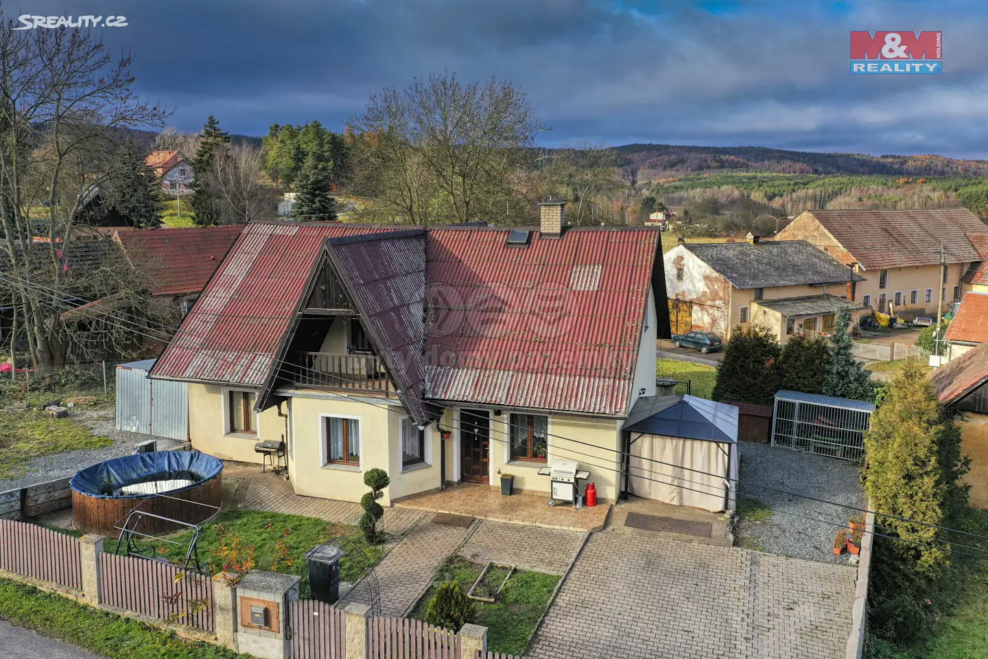 Prodej  rodinného domu 231 m², pozemek 1 050 m², Pastuchovice, okres Plzeň-sever
