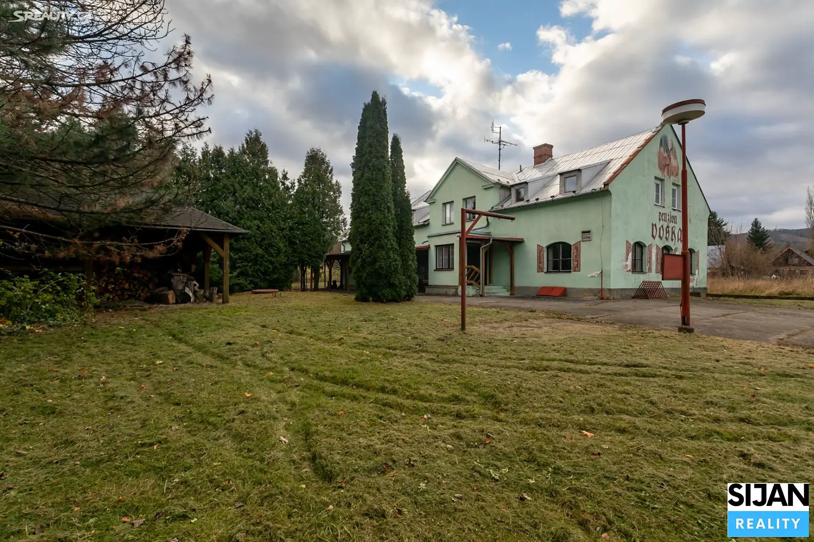 Prodej  rodinného domu 302 m², pozemek 3 860 m², Jindřichov, okres Bruntál