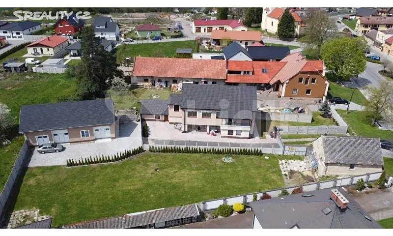 Prodej  rodinného domu 245 m², pozemek 1 889 m², Zdětín, okres Mladá Boleslav