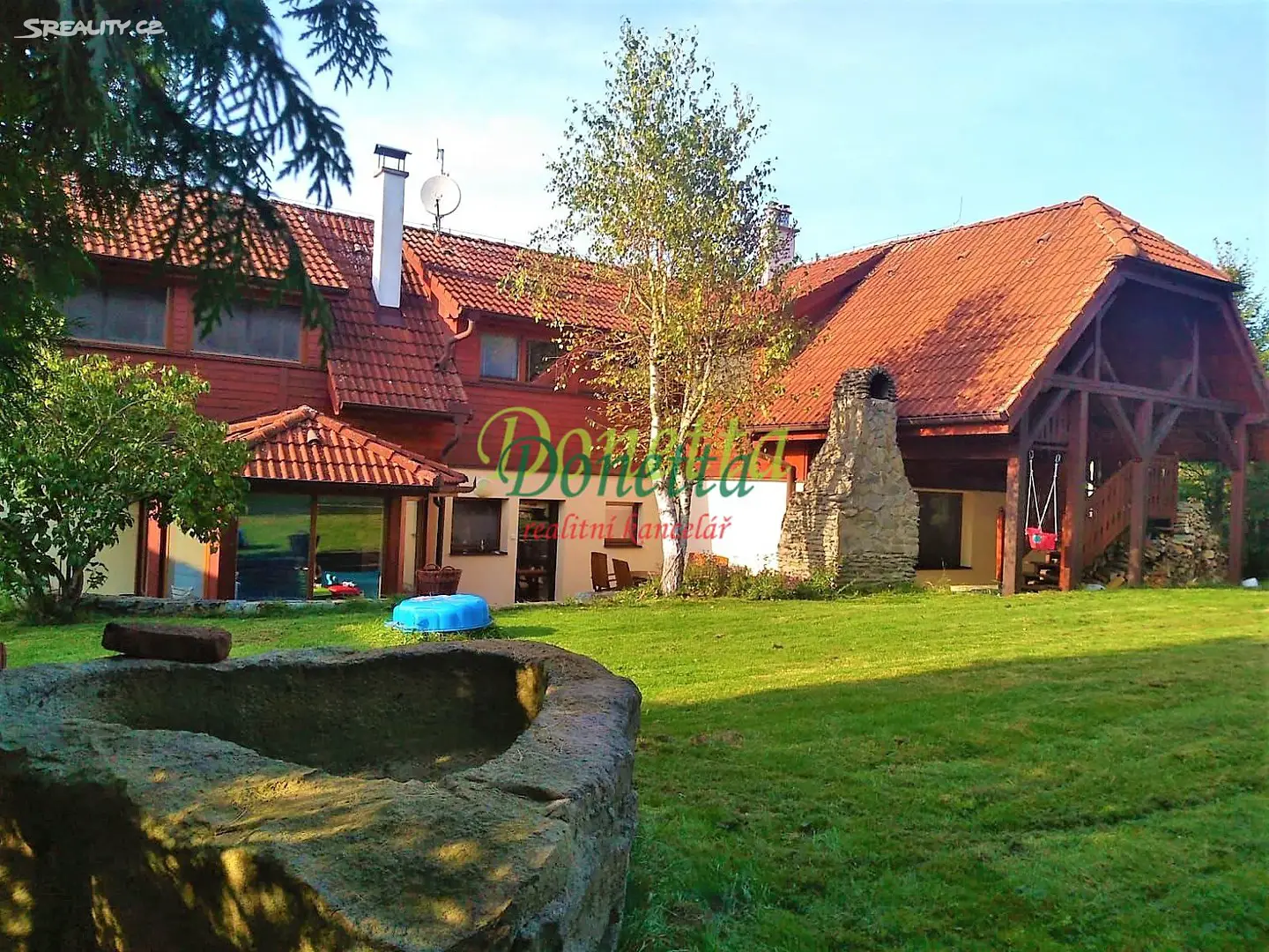 Prodej  rodinného domu 290 m², pozemek 2 765 m², Benešov nad Černou - Dluhoště, okres Český Krumlov