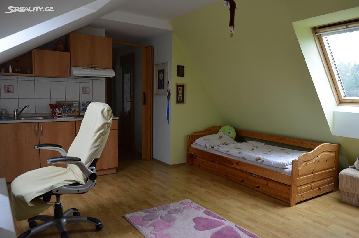 Pronájem bytu 2+kk 48 m², Tyršova, Židlochovice
