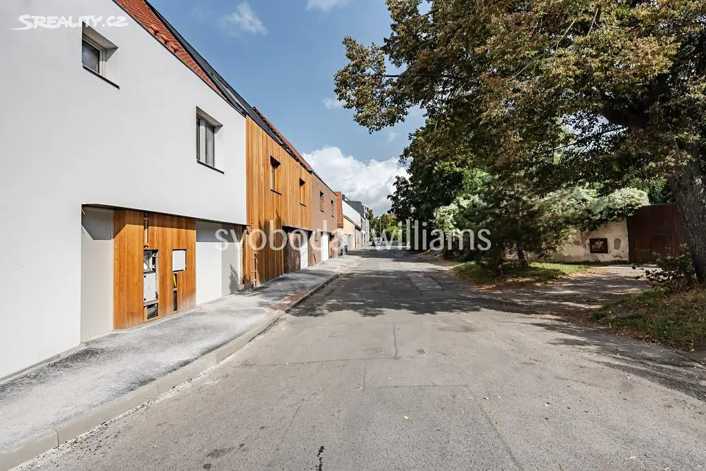 Prodej  rodinného domu 168 m², pozemek 109 m², Praha 5 - Jinonice