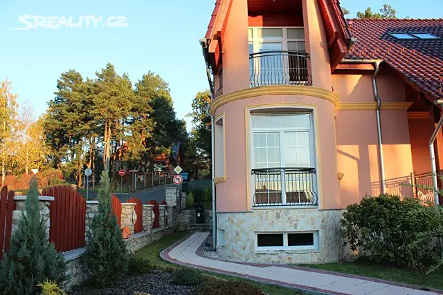Prodej  vily 450 m², pozemek 1 100 m², Dalovice, okres Karlovy Vary