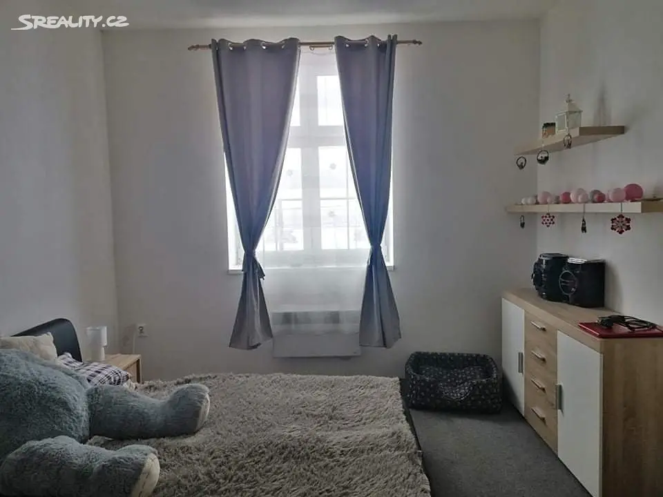 Pronájem bytu 2+1 79 m², Mlečice - Prašný Újezd, okres Rokycany