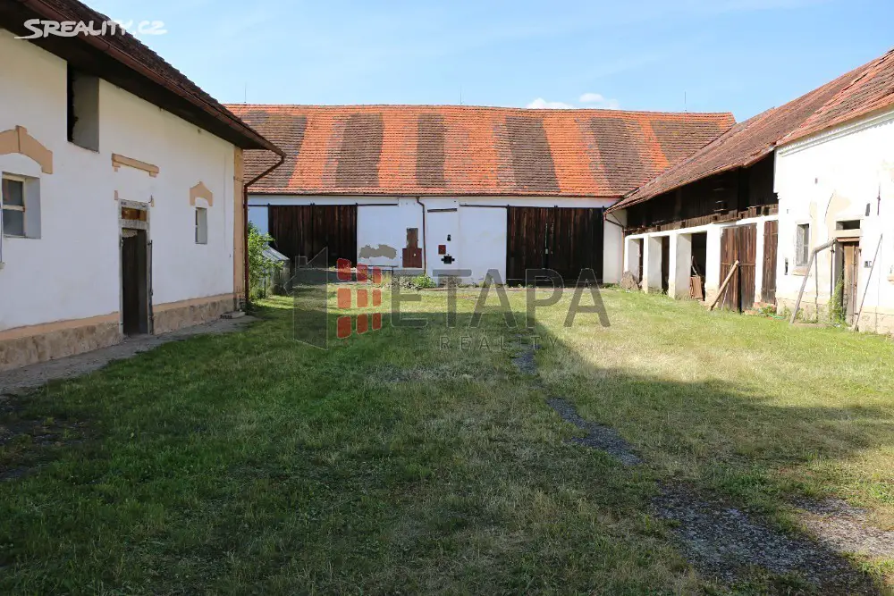 Prodej  zemědělské usedlosti 130 m², pozemek 2 824 m², Vodňany - Radčice, okres Strakonice
