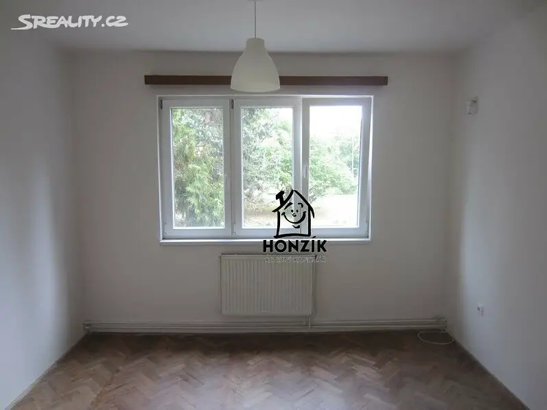 Pronájem bytu 3+1 70 m², Nučická, Praha 10 - Strašnice
