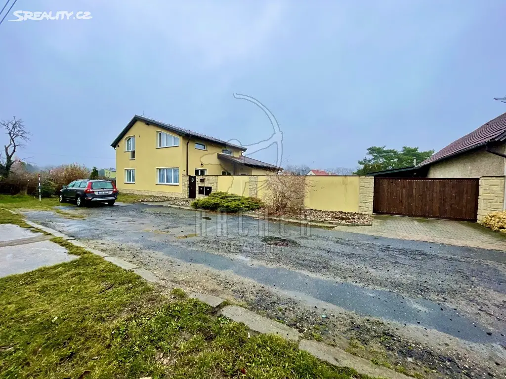 Prodej  rodinného domu 196 m², pozemek 724 m², Přerov nad Labem, okres Nymburk