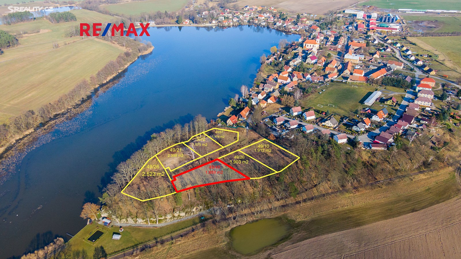 Prodej  stavebního pozemku 1 889 m², Holany, okres Česká Lípa