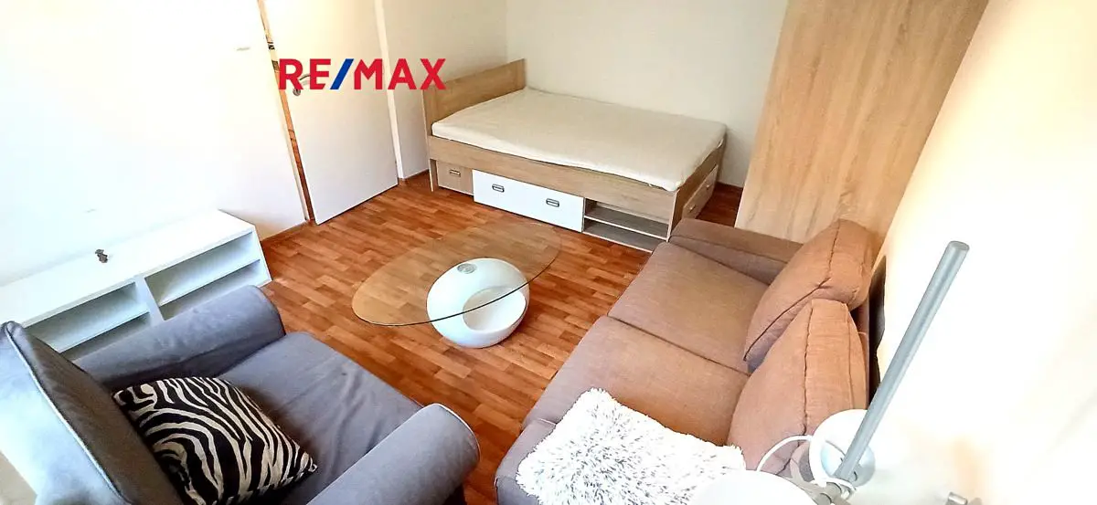 Prodej bytu 1+1 31 m², Olbramovická, Praha 4 - Kamýk