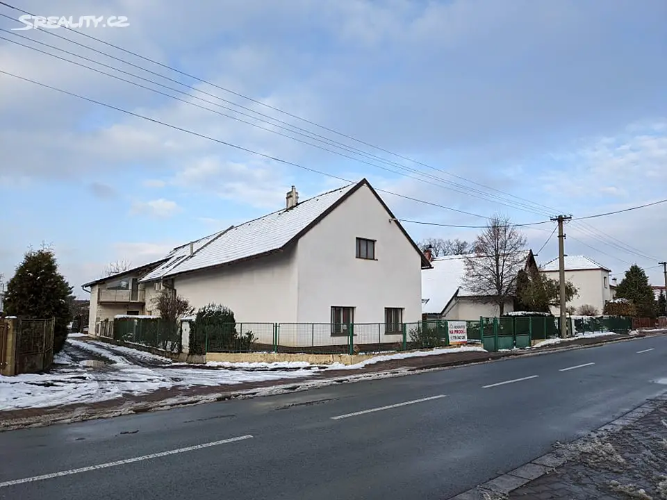 Prodej  rodinného domu 375 m², pozemek 455 m², Staré Hradiště - Brozany, okres Pardubice
