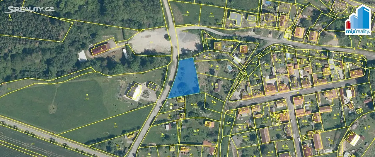 Prodej  stavebního pozemku 1 374 m², Hradec, okres Plzeň-jih