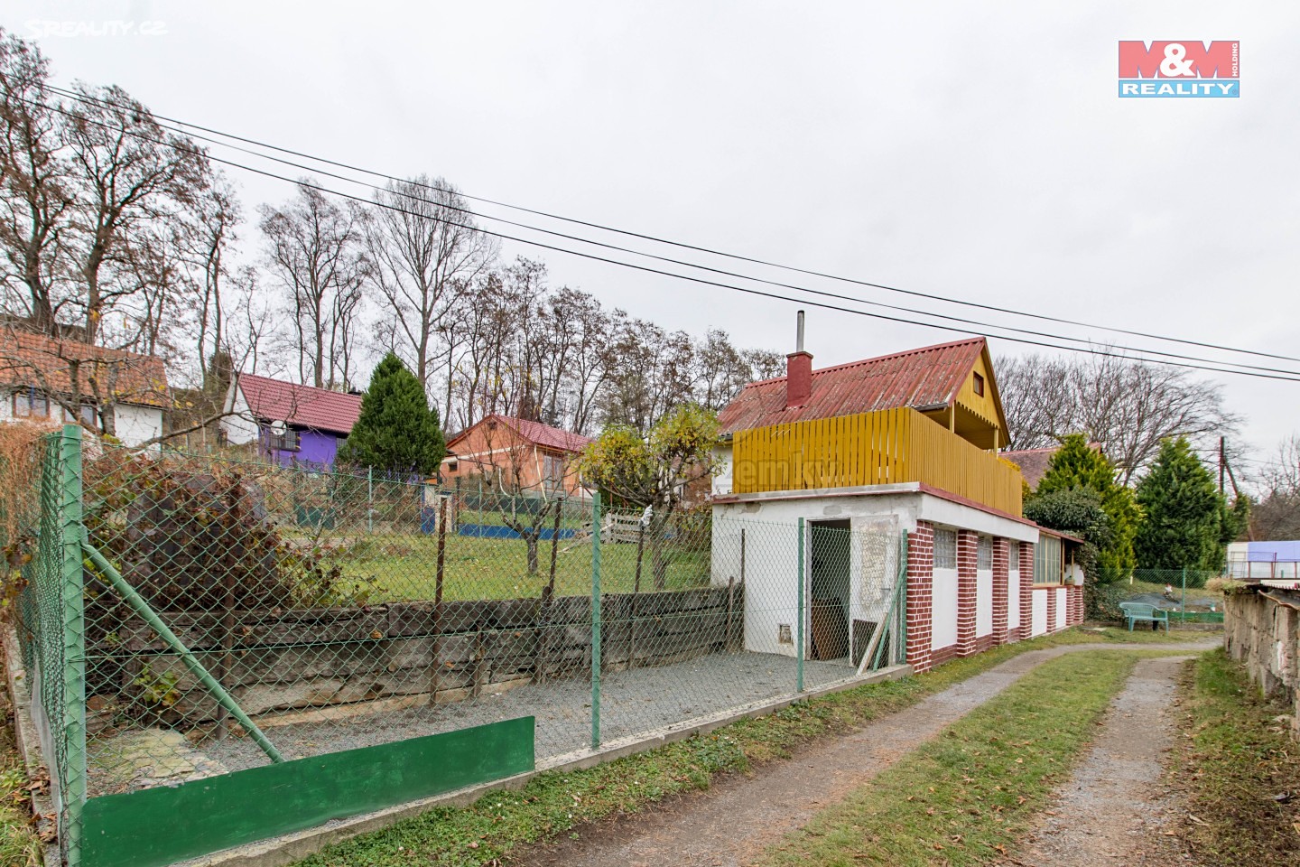 Prodej  chaty 60 m², pozemek 408 m², K Hutím, Praha 9 - Praha 14