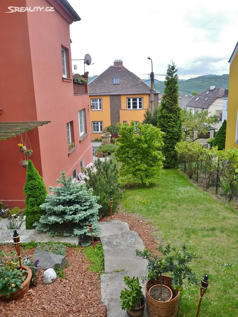 Pronájem bytu atypické 68 m² (Podkrovní), Gočárova, Ústí nad Labem - Klíše