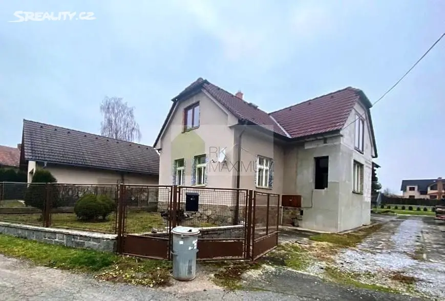 Pronájem  rodinného domu 85 m², pozemek 1 786 m², Lešany - Břežany, okres Benešov