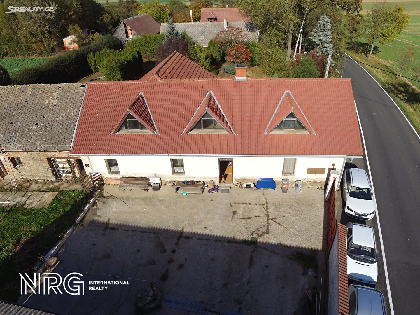 Prodej  rodinného domu 400 m², pozemek 2 000 m², Nepoměřice, okres Kutná Hora