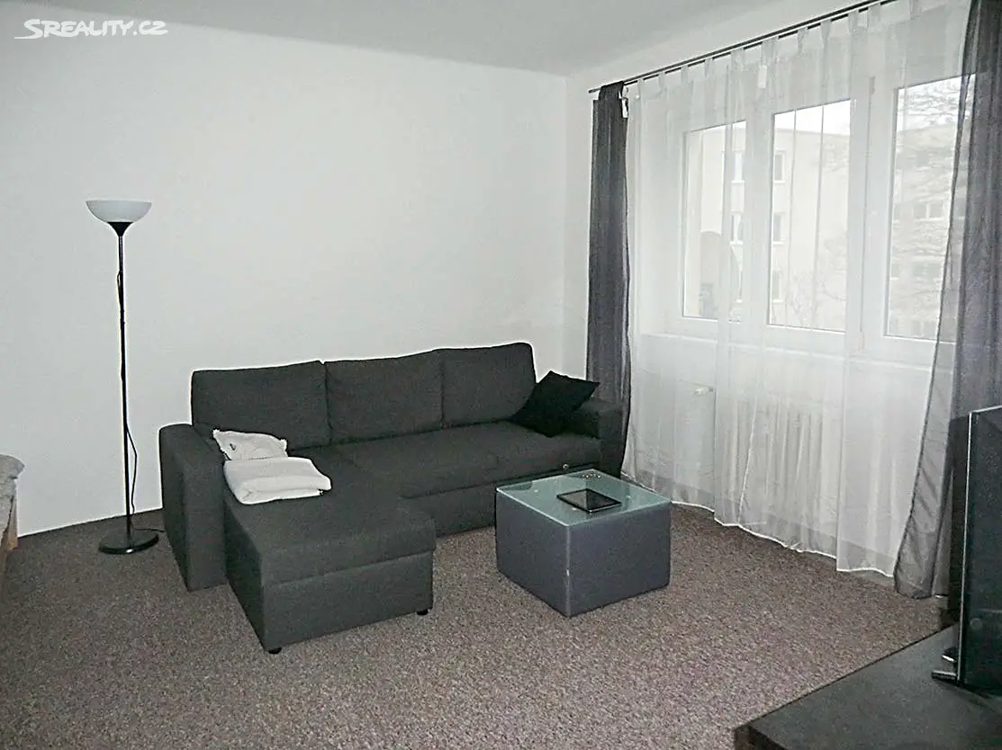 Pronájem bytu 1+1 38 m², Hládkov, Praha 6 - Střešovice