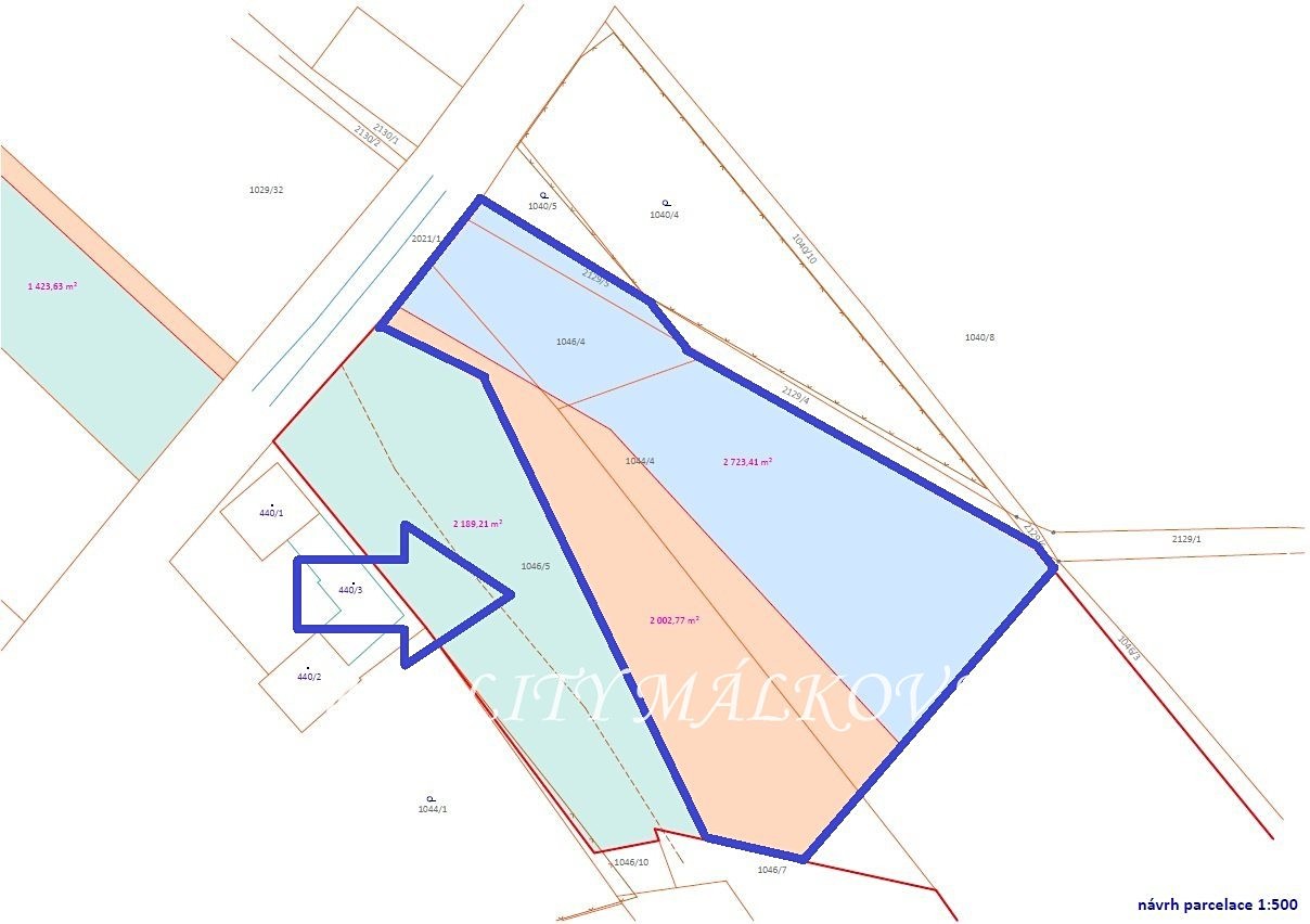 Prodej  stavebního pozemku 4 726 m², Bělušice, okres Kolín