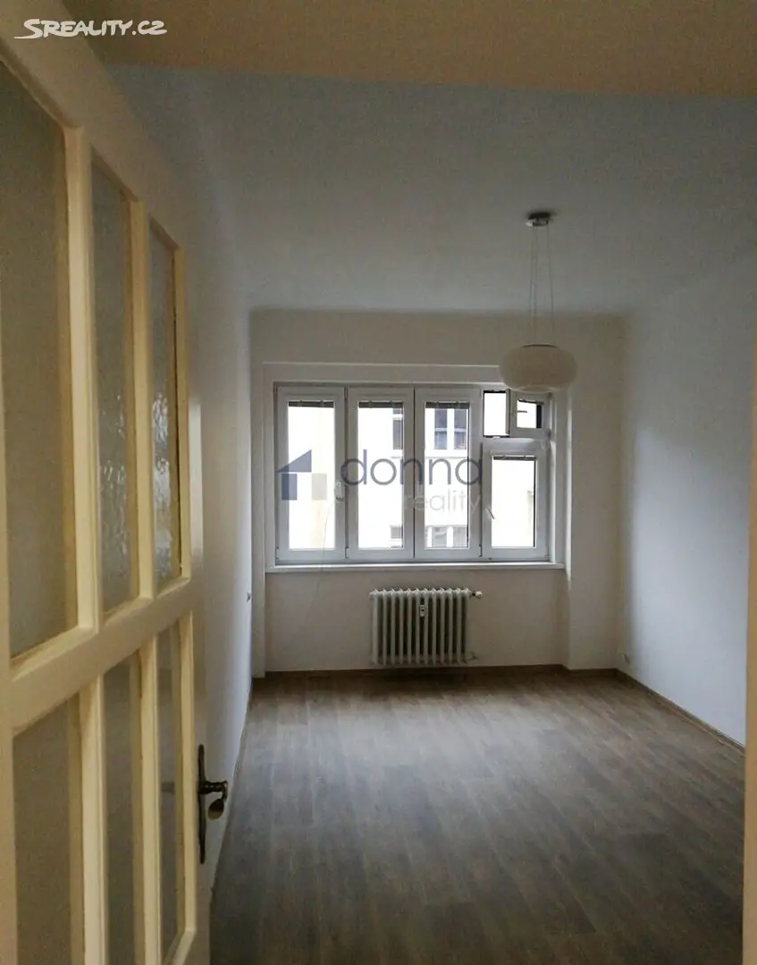 Pronájem bytu 2+kk 48 m², Nedvědovo náměstí, Praha 4 - Podolí