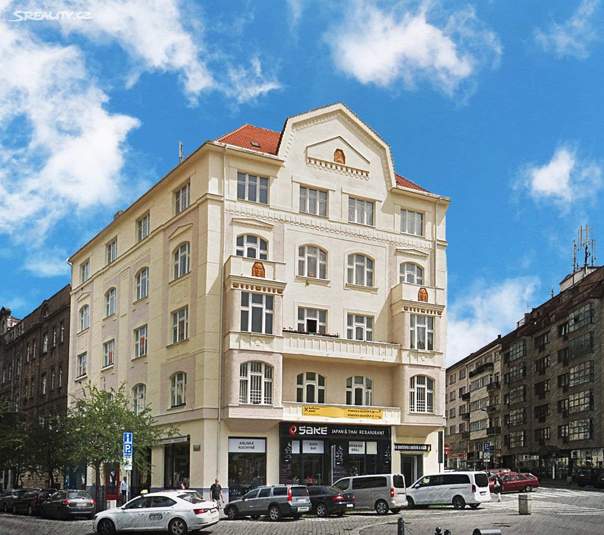 Prodej bytu 1+kk 83 m² (Mezonet), Dejvická, Praha 6 - Dejvice