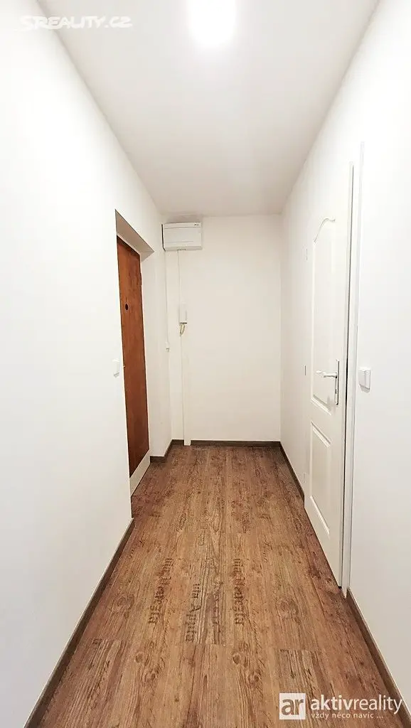 Pronájem bytu 1+1 32 m², Mládežnická, Neratovice