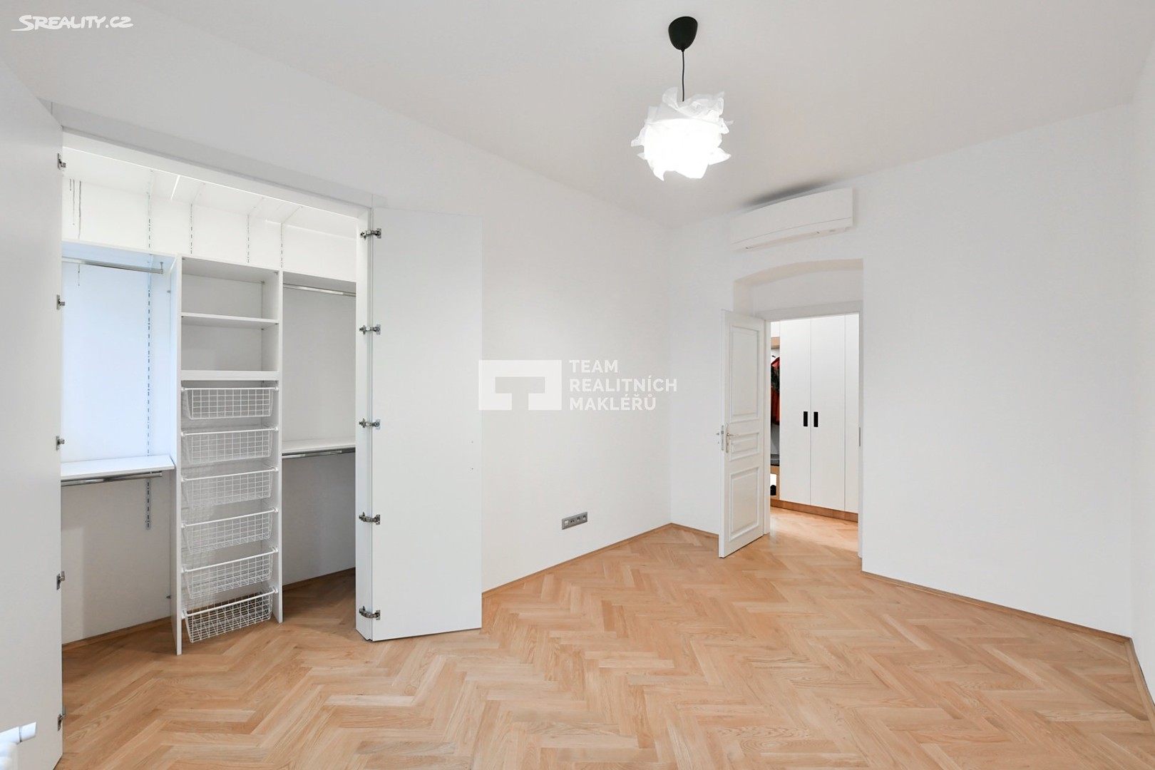 Pronájem bytu 3+kk 67 m², Rybalkova, Praha 2 - Vinohrady